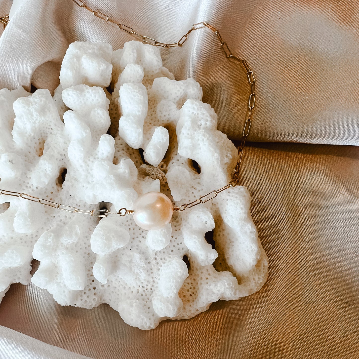 Seafoam Pearl Choker